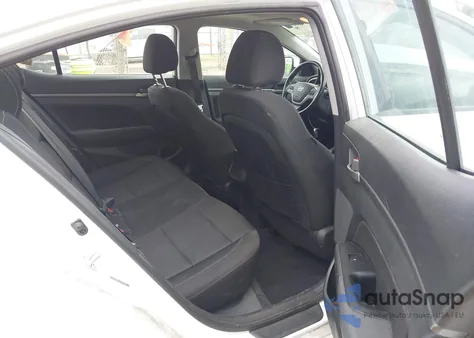 2018 Hyundai Elantra Value Edition z USA, uszkodzony, nr VIN 5NPD84LF9JH271077